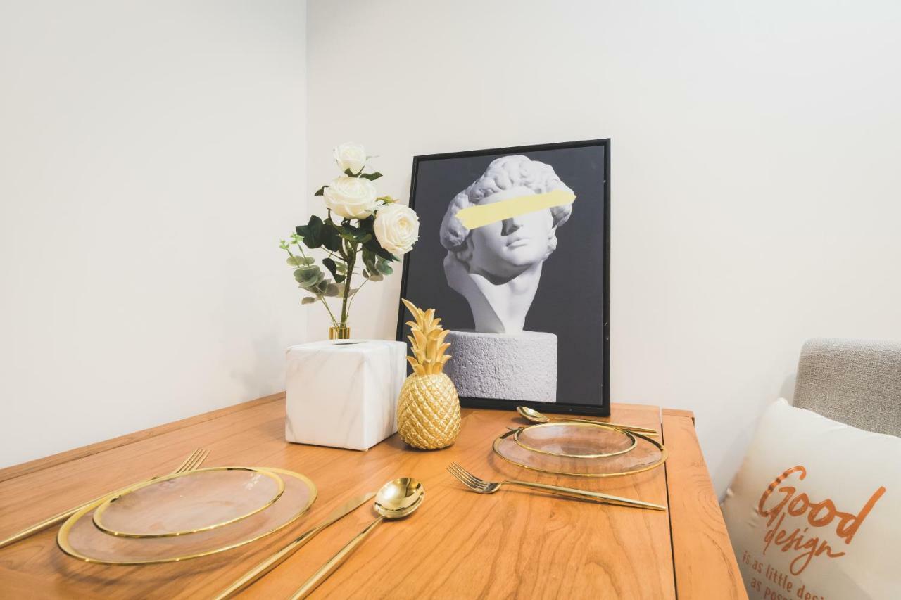 Sukhumvit Asok Modern Suite Bangkok Ngoại thất bức ảnh